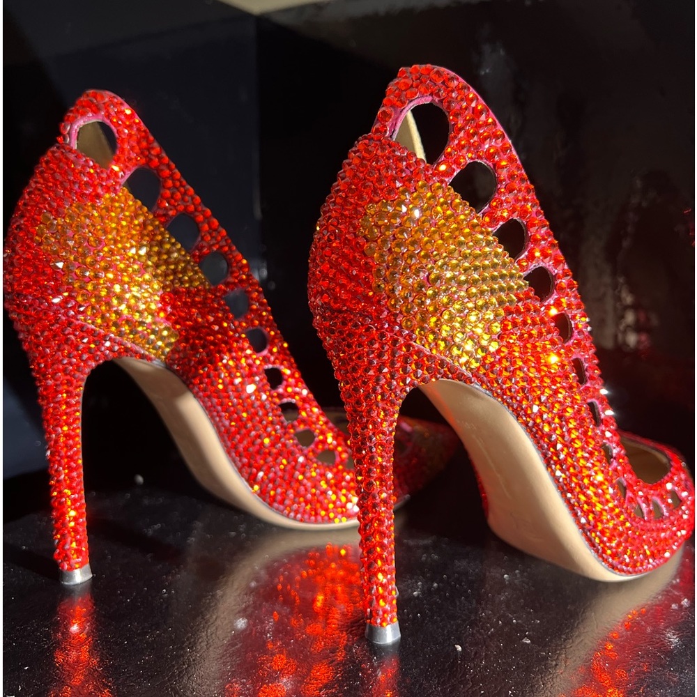 Gianvito Rossi Crystal Strass Swarovski Orange Ombré Pumps 36.5